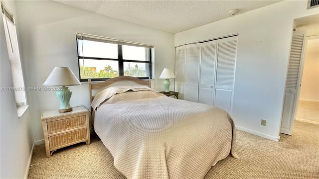 330 SE 20th Ave 303, Deerfield Beach, FL 33441