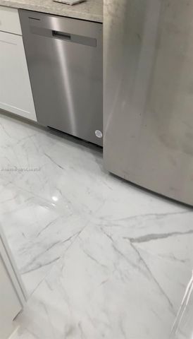 330 SE 20th Ave 303, Deerfield Beach, FL 33441