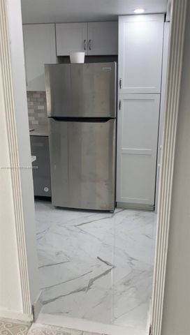 330 SE 20th Ave 303, Deerfield Beach, FL 33441