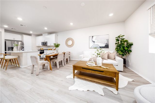 2715 Erebus Ct, Pomona, CA 91767