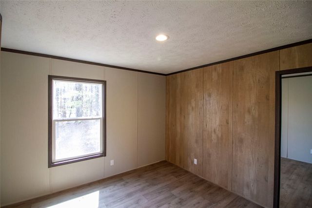 9690 Country Living Drive, Haughton, LA 71037