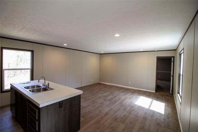 9690 Country Living Drive, Haughton, LA 71037