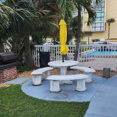 800 BAYWAY BOULEVARD 28, Clearwater Beach, FL 33767
