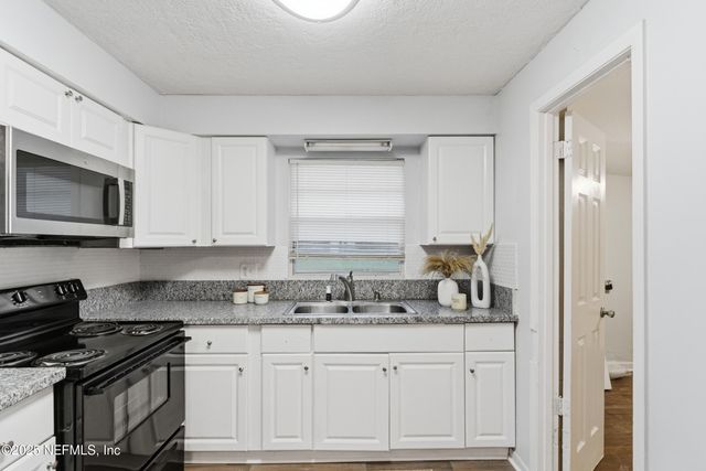 4663 ROANOKE Boulevard, Jacksonville, FL 32208