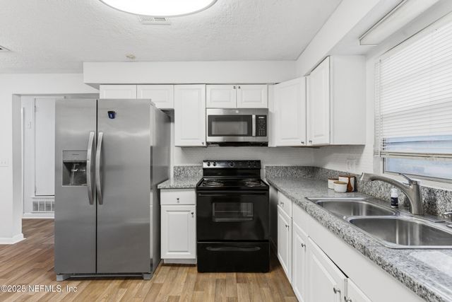 4663 ROANOKE Boulevard, Jacksonville, FL 32208