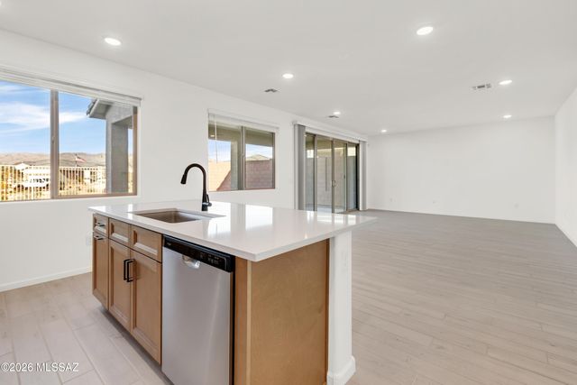 14027 E Squamata Way, Vail, AZ 85641