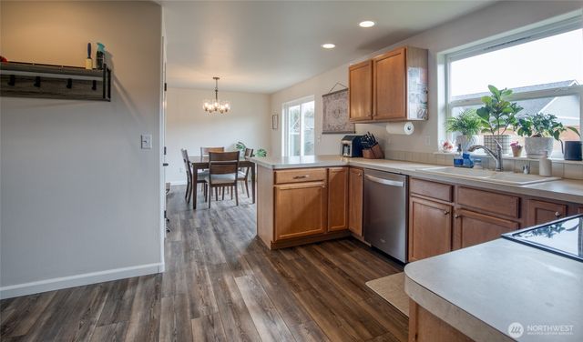 603 Troon Avenue, Cosmopolis, WA 98537