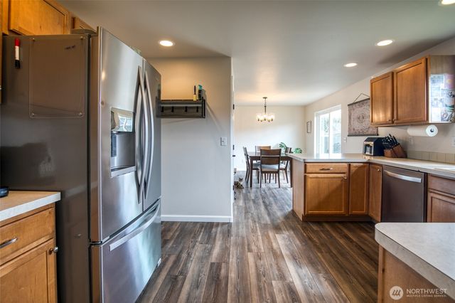 603 Troon Avenue, Cosmopolis, WA 98537