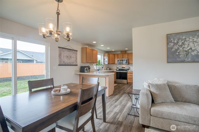 603 Troon Avenue, Cosmopolis, WA 98537