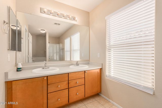 6316 W Branham Lane, Laveen, AZ 85339