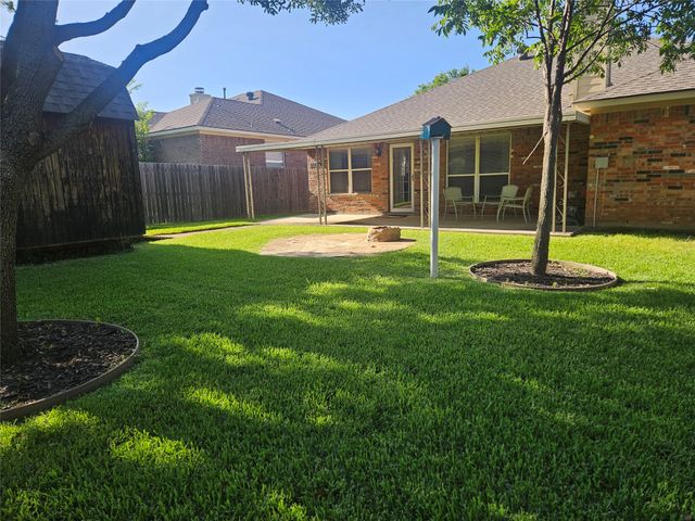 4919 Saddlehorn Drive, Arlington, TX 76017