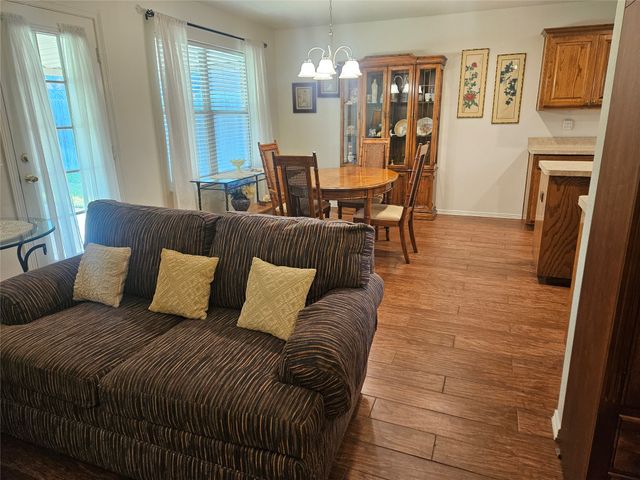 4919 Saddlehorn Drive, Arlington, TX 76017
