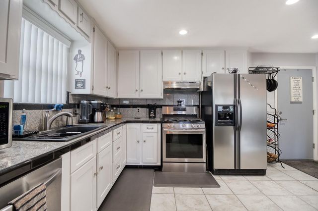 2016 Don Pedro Rd, Ceres, CA 95307