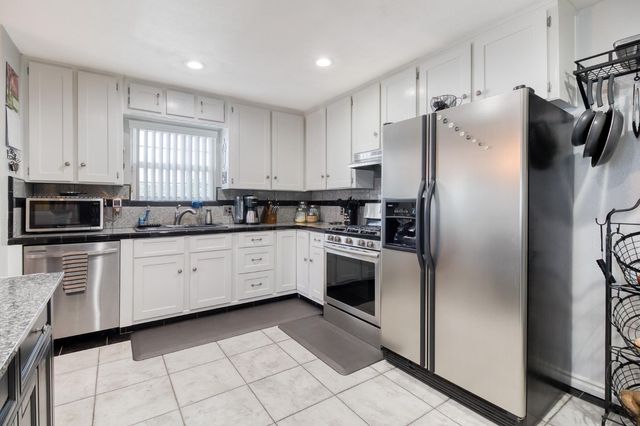 2016 Don Pedro Rd, Ceres, CA 95307