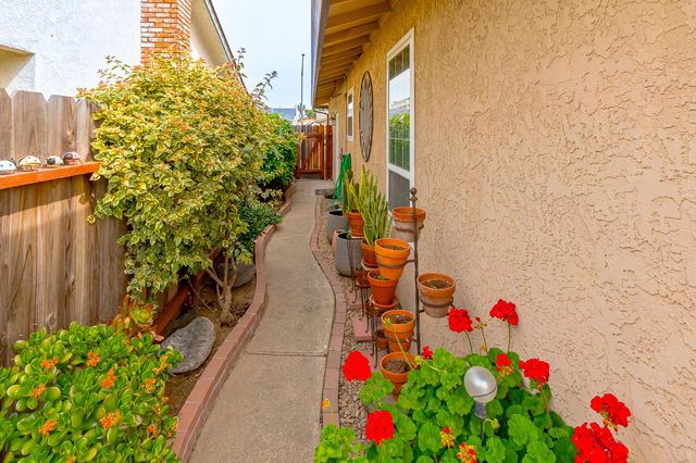 2016 Don Pedro Rd, Ceres, CA 95307