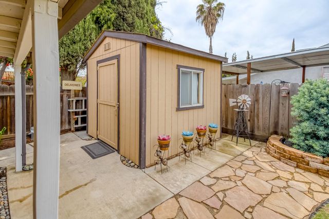 2016 Don Pedro Rd, Ceres, CA 95307