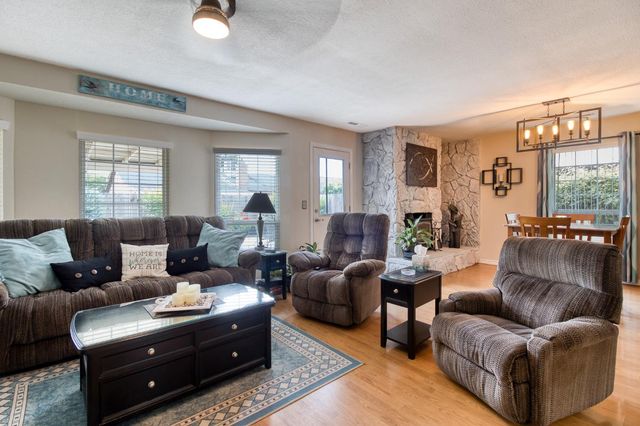 2016 Don Pedro Rd, Ceres, CA 95307