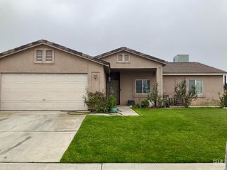 5501 Mar Grande Drive, Bakersfield, CA 93307