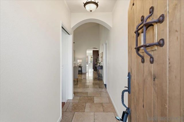 8611 Ara Pl, San Diego, CA 92126