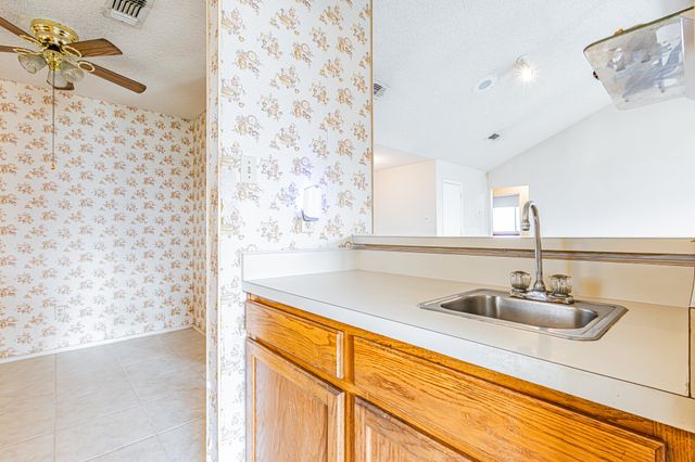 6413 Landview Drive, Fort Worth, TX 76133
