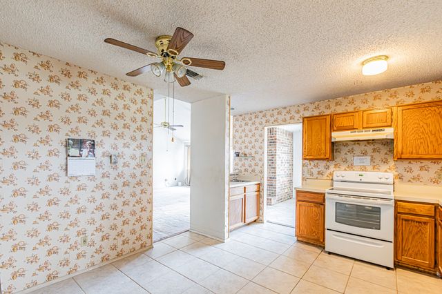 6413 Landview Drive, Fort Worth, TX 76133