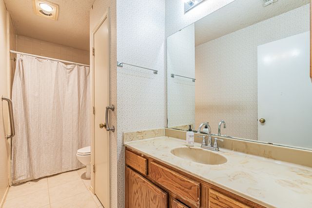 6413 Landview Drive, Fort Worth, TX 76133