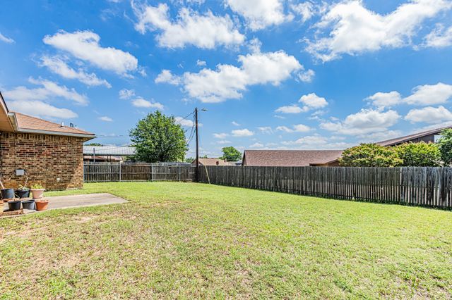 6413 Landview Drive, Fort Worth, TX 76133