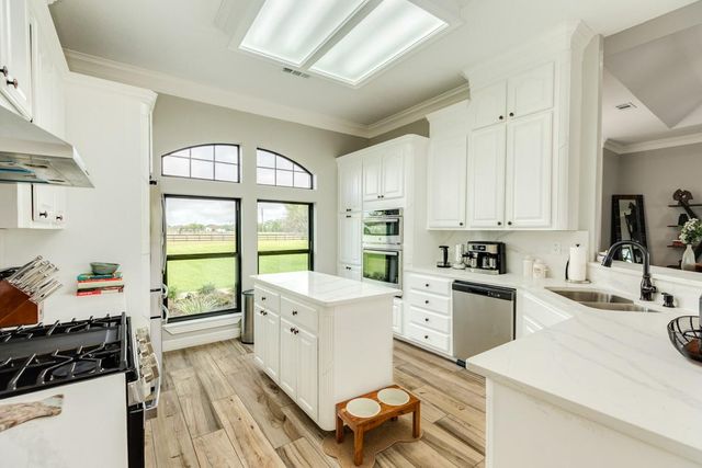 20111 Fm 523, Angleton, TX 77515