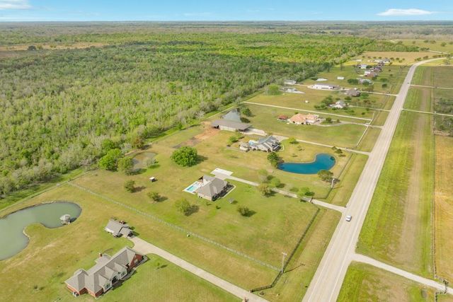 20111 Fm 523, Angleton, TX 77515