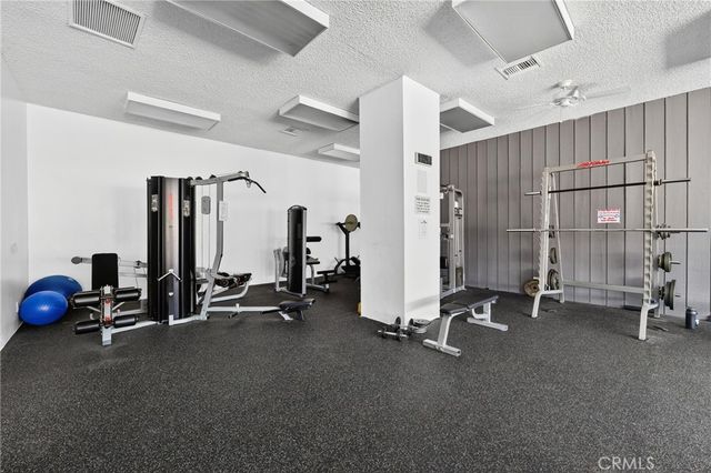 5585 E Pacific Coast Highway 171, Long Beach, CA 90804