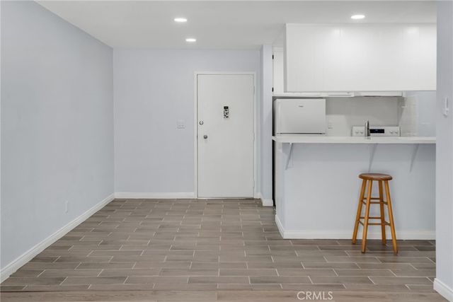 5585 E Pacific Coast Highway 171, Long Beach, CA 90804