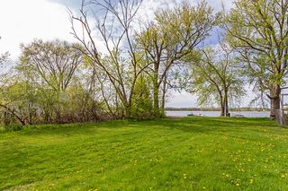28406 W Park Avenue, Wauconda, IL 60084