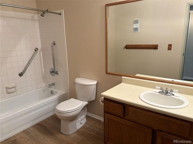 380 Zang St 6-205, Lakewood, CO 80228