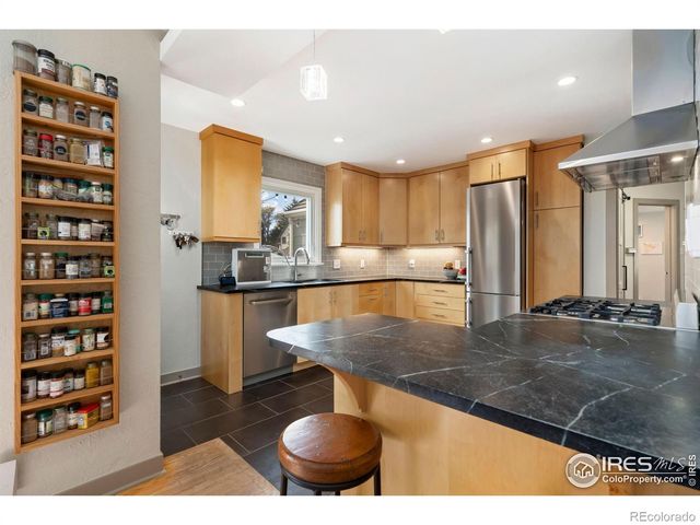 409 E Prospect Road, Fort Collins, CO 80525