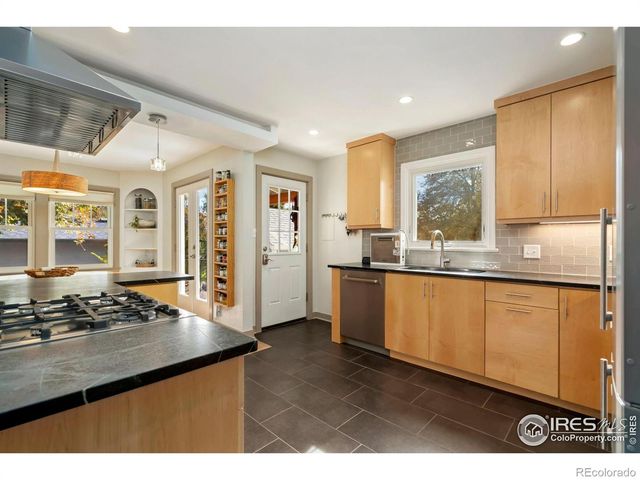 409 E Prospect Road, Fort Collins, CO 80525