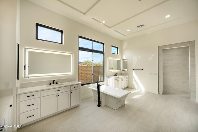 12856 E ROSEWOOD Drive, Scottsdale, AZ 85255