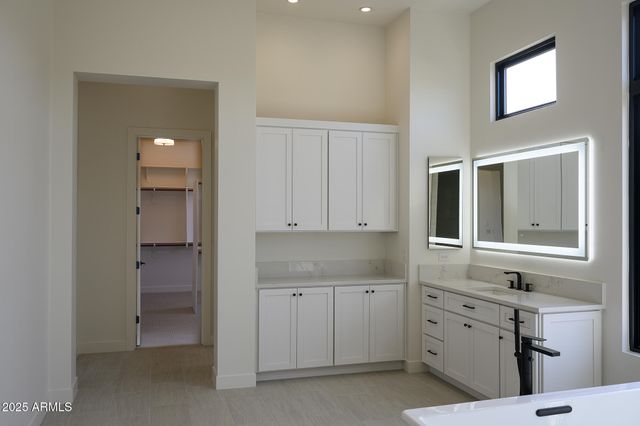 12856 E ROSEWOOD Drive, Scottsdale, AZ 85255