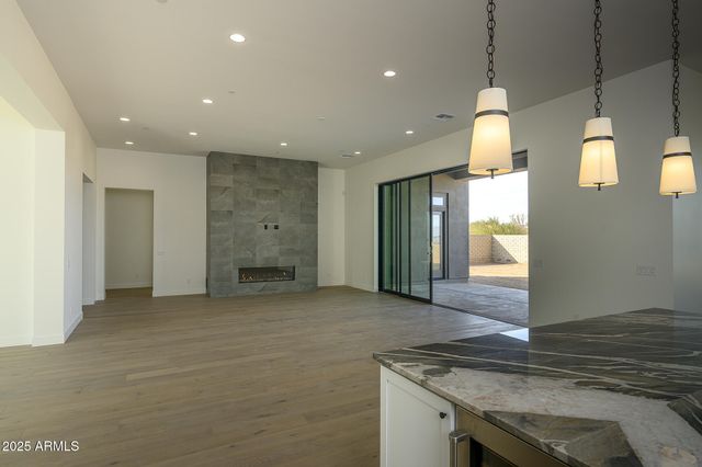 12856 E ROSEWOOD Drive, Scottsdale, AZ 85255