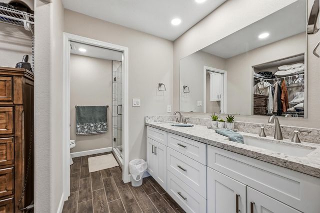 7340 N Via Camello Del Norte Unit 234, Scottsdale, AZ 85258