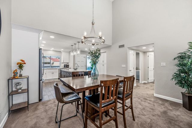 7340 N Via Camello Del Norte Unit 234, Scottsdale, AZ 85258