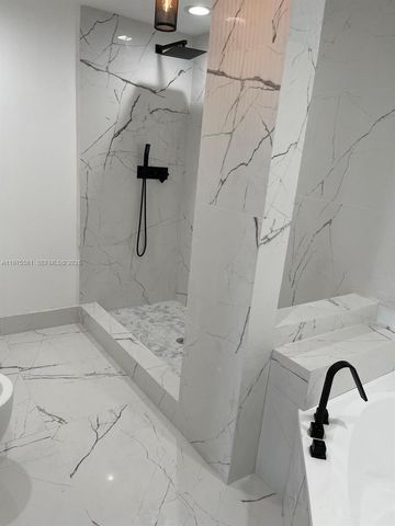 10750 NW 66th St 411, Doral, FL 33178