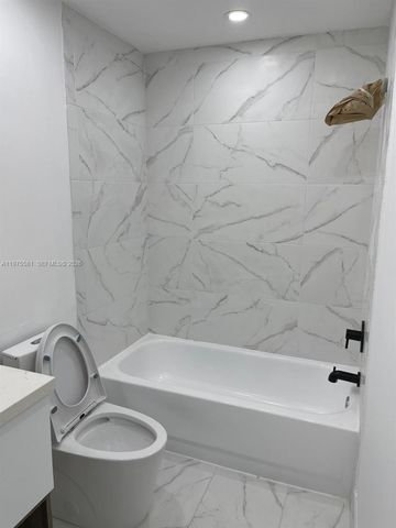 10750 NW 66th St 411, Doral, FL 33178