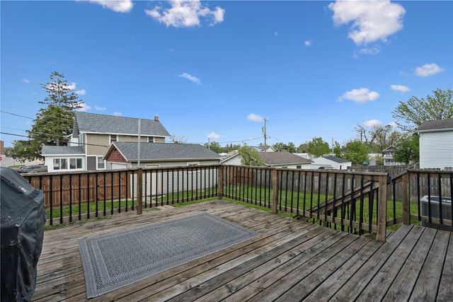 387 11th Street, Marion, IA 52302