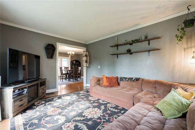 387 11th Street, Marion, IA 52302