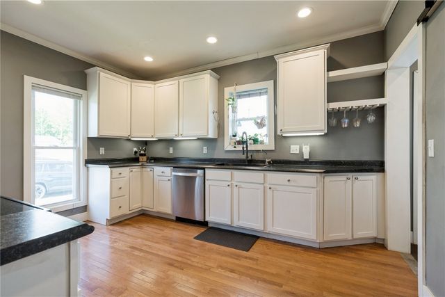387 11th Street, Marion, IA 52302
