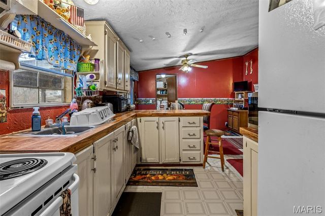 9019 Morse Mill Road, Dittmer, MO 63023