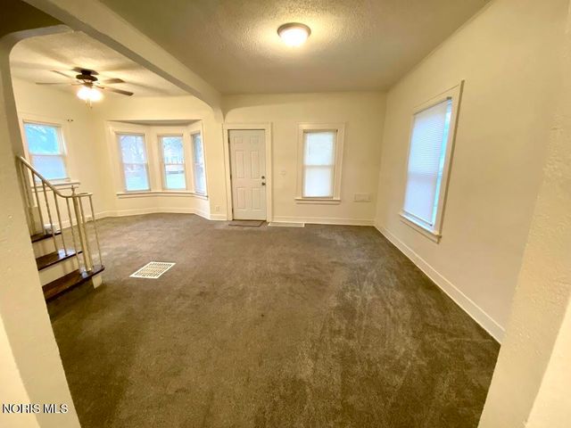 541 Myers Street, Toledo, OH 43609