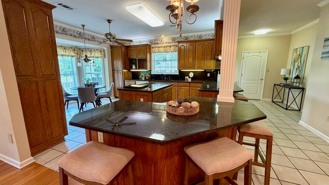 201 Green Willow Lane, Hot Springs, AR 71913