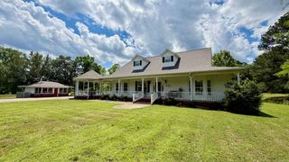 201 Green Willow Lane, Hot Springs, AR 71913