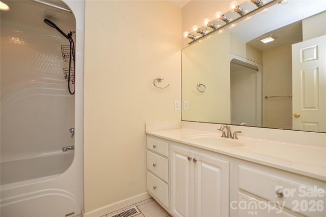 365 Wildlife Club Lane, Taylorsville, NC 28681